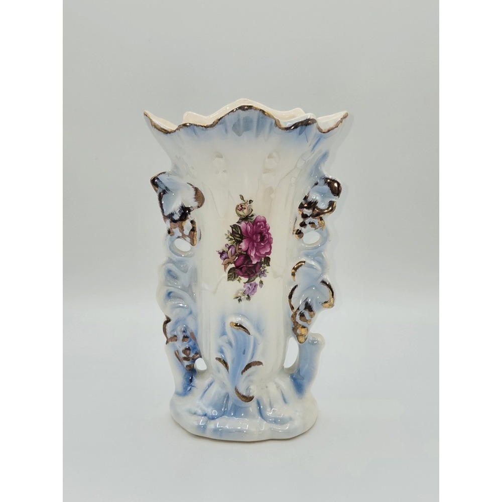 Vintage Victorian Style Porcelain Spill Vase Blue White‎ Gold Floral Mantel Vase